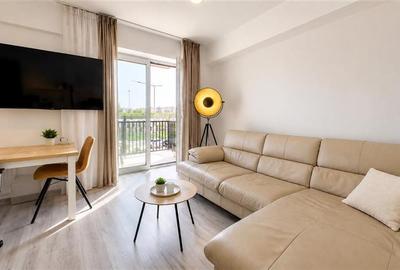 Apartament cu 2 camere semidecomandat în Tractorul - 9