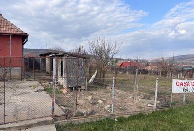 Casă cu 4 camere în Central - 2