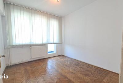Apartament cu 3 camere semidecomandat în Grivița - 11