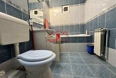 Apartament cu 3 camere decomandat în C5 - 12