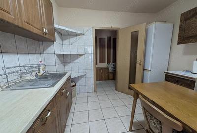 Apartament cu 2 camere semidecomandat în Soarelui