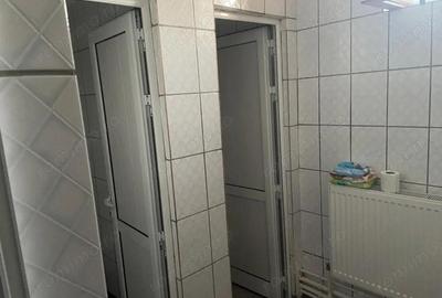 Inchiriere spa?iu produc?ie/birouri, 450 mp, situat in Targu Jiu, strada Unirii - 7