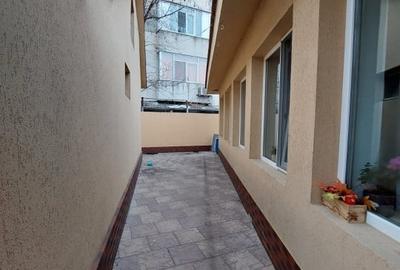 CASA 6 CAMERE  |  DACIA  |  SCOALA SPORTIVA 1 - 15