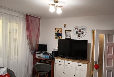 Apartament cu 2 camere semidecomandat în Central - 3