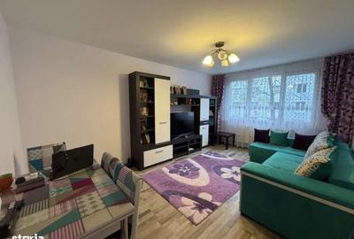 Apartament cu 4 camere decomandat în Unirii