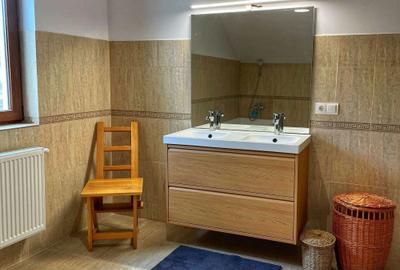 Casă cu 4 camere cu Teren 500 Mp în Central - 7