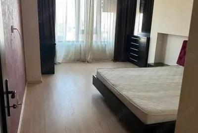 Apartament cu 2 camere decomandat în - 5
