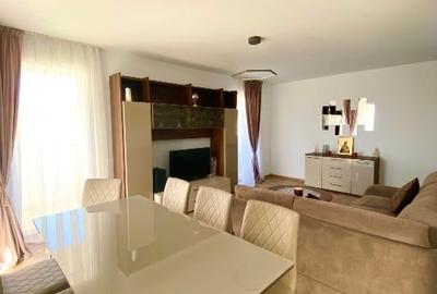 Apartament cu 2 camere decomandat în Tractorul - 4