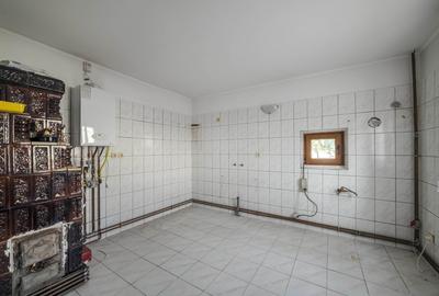 Tartasesti,str. Principala, 3040 mp teren, P+1, casa 1998, deschidere 12 m - 9