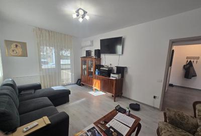 P-ta Victoriei-Ap. 2 cam, mob/util, excelent pt. investitie - 6