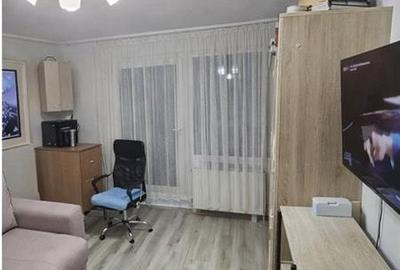 Apartament cu 2 camere decomandat, mobilat în Uzina 2 - 3