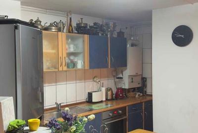 Casă cu 4 camere în Central - 3