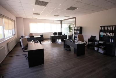 Spațiu comercial, de 5,100 mp, în Central - 1