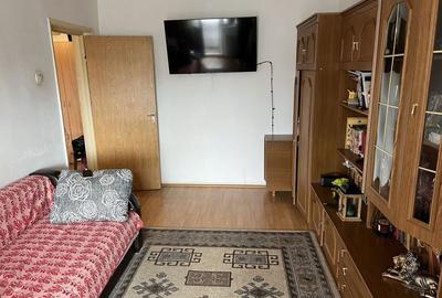 Apartament cu 2 camere decomandat în Lăpuș