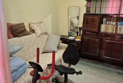 Apartament cu trei camere, zona Bradet, disponibil - 4