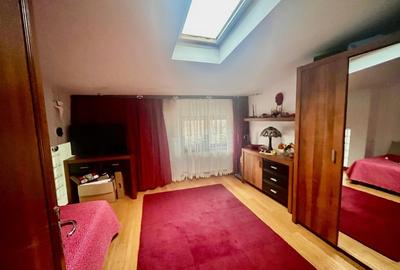 Casă individuală cu 5 camere cu Canalizare în P-ța Romană - 8