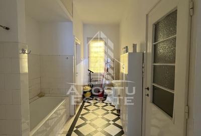 Apartament 4 camere cu poziție ultracentrala - 7
