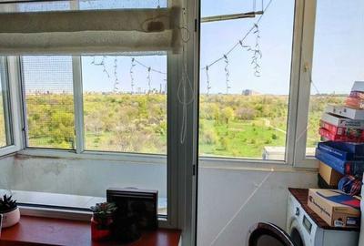 Apartament cu 4 camere decomandat în Văcăresti - 3