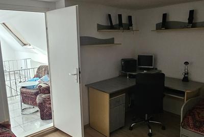 Casă cu 4 camere în Călățele - 4