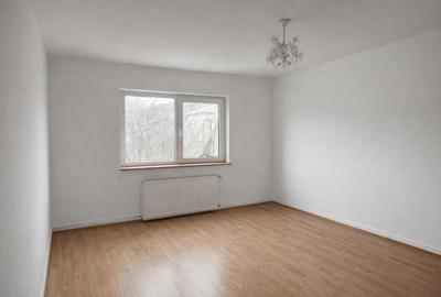 Apartament cu 3 camere decomandat, mobilat în Nicolina - 2