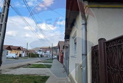 Casă cu 3 camere cu Teren 1750 Mp în Dârlos - 8