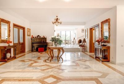 Vila exclusivista in Baneasa - teren 3.718 mp, suprafata desfasurata 1.750 mp Vila exclusivista in Baneasa - teren 3.718 mp, suprafata desfasurata 1.750 mp - 3