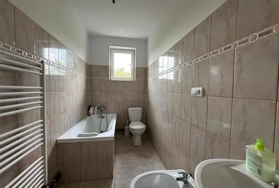 Casa spatioasa 160mp, cu 6 camere si 2150 mp teren - 12