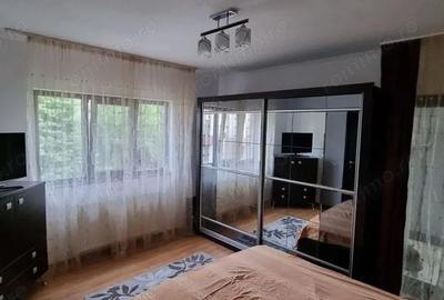 Casă cu 5 camere cu Teren 355 Mp în Central