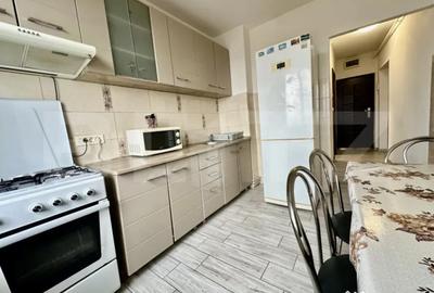 Apartament cu 2 camere decomandat în Circumvalațiunii - 6