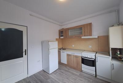 Garsonieră decomandată, mobilată în Florești - 4