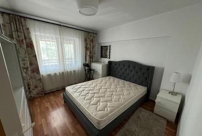 Apartament cu 3 camere decomandat în Decebal - 12