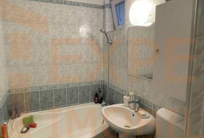 Apartament 4 camere - zona Far Constanta Apartament 4 camere - zona Far Constanta - 7