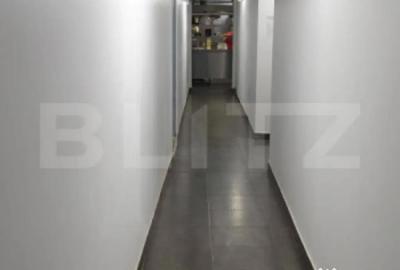 Spațiu comercial, de 639 mp, în P-ța Victoriei - 9