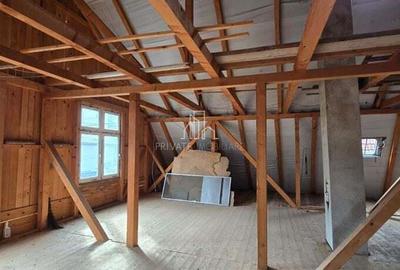 Casă cu 2 camere cu Teren 514 Mp în Sighișoara - 3