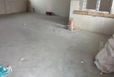 Spațiu comercial, de 1 mp, în Central - 3