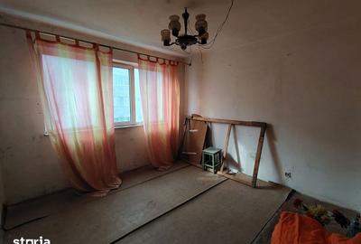Apartament cu 2 camere semidecomandat în Micro 11 - 2