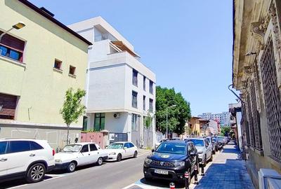 PRET LA CHEIE - TVA 0% - PROPRIETAR - PRIVELISTE SUPERBA - ZONA CENTRALA - 20
