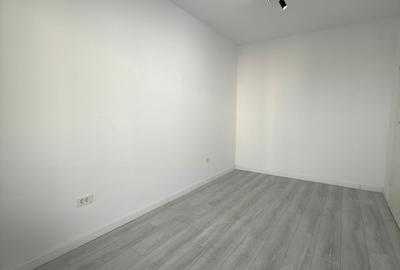 // Apartament 2 camere // Finalizat // Metrou Berceni // Parcare disponibila // - 4