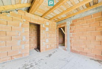 Casă cu 5 camere cu Teren 600 Mp în Săcălaz - 9