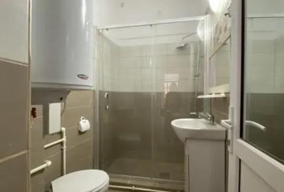 Apartament cu 4 camere decomandat în Central - 1
