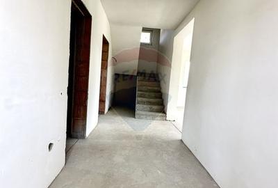 Casă cu 4 camere cu Teren 800 Mp în Gilău - 8