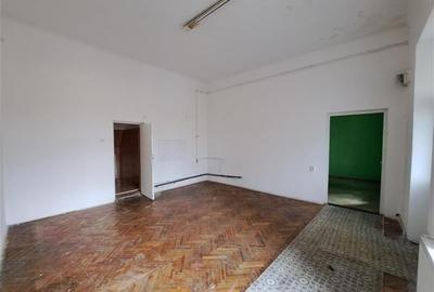 Spatiu pentru birouri, 60 mp utili, situat in zona Semicentrala!