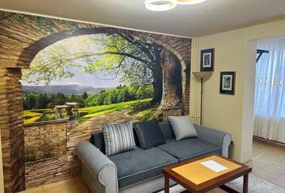 Apartament cu 3 camere decomandat în Central - 1