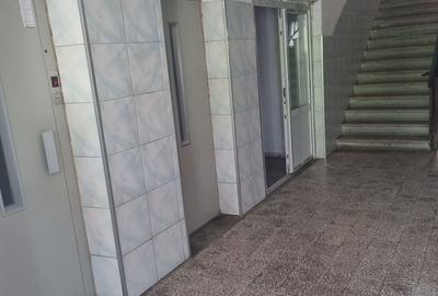 Garsonieră decomandată în Costin Georgian - 1