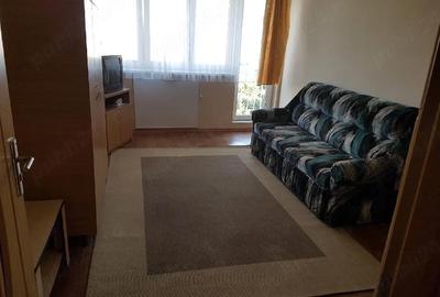 Garsonieră decomandată în Central - 1
