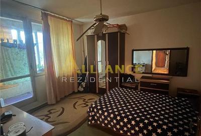 Apartament cu 4 camere decomandat în Giurgiului - 3