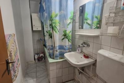 2 camere DECOMANDAT • 56 mp • langa Prosper Center • Ideal renovare • Etaj 5/8 - 7