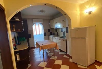 Gara /Stadionul Portul -Apartament cu 2 camere decomandate - 4