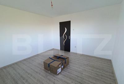 Casă cu 4 camere cu Teren 7000 Mp în Crasna - 1