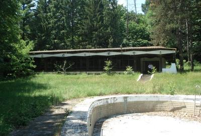 Conac istoric clasa B, 13 ha teren, valoare istorica - 3